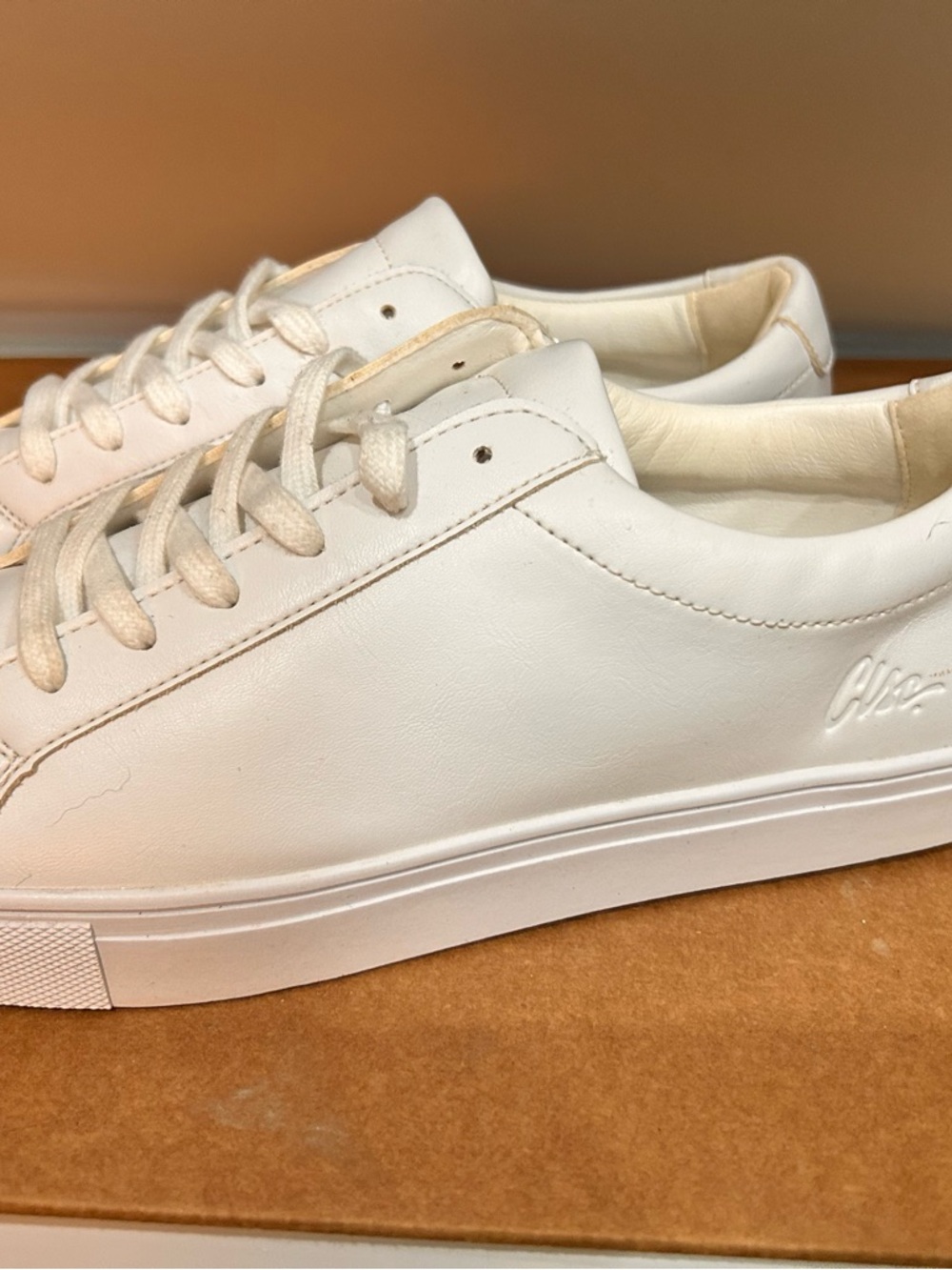 Clsc Men’s Size 10.5 Triple White Fashion Slip on Sneakers